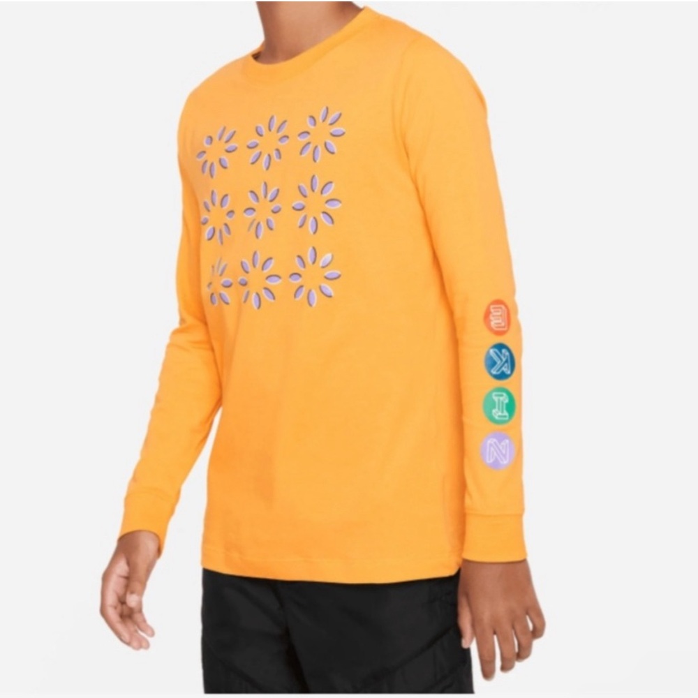 NWT Nike Big Boys Sporwear Relaxed Fit Long Sleeves Printed TShirt Sundial